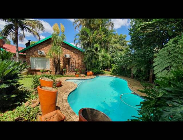 4 BEDROOM HOUSE FOR SALE IN SINOVILLE